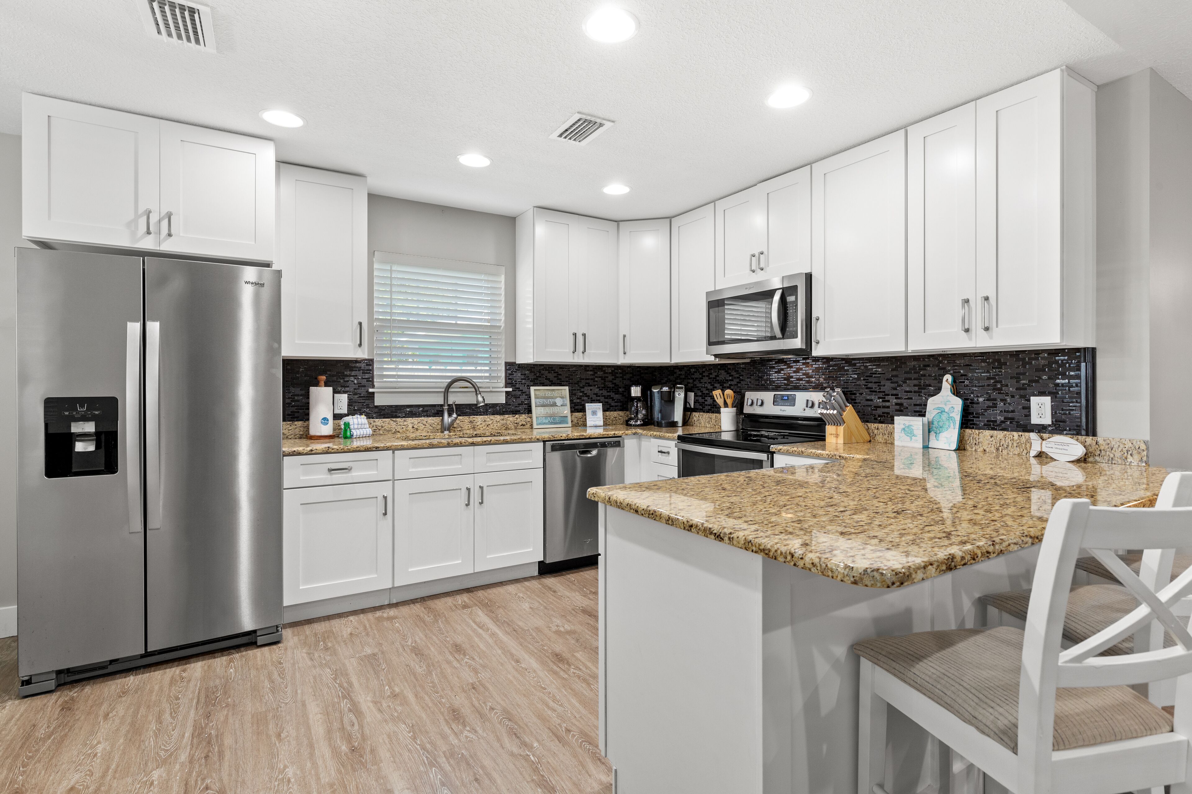 獨棟房屋, 多張床, 熱水浴缸, 花園景觀 | 私人廚房 | 電冰箱、微波爐、烤箱、爐台