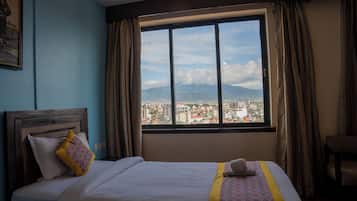 Standard Room | Egyptian cotton sheets, premium bedding, soundproofing, free WiFi
