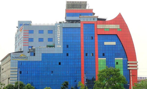 Fachada de la propiedad