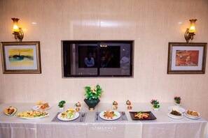 Free daily continental breakfast  - Dees Hotels (Lagos)