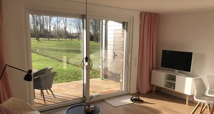 Urlaubsdomizil "Seaside Garden" mit Ostseeblick von der Terrasse u. Garten