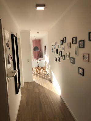 Interior - Terrasse und Garten mit Meerblick am Naturschutzgebiet Riedensee 800m zum Strand (Bastorf)