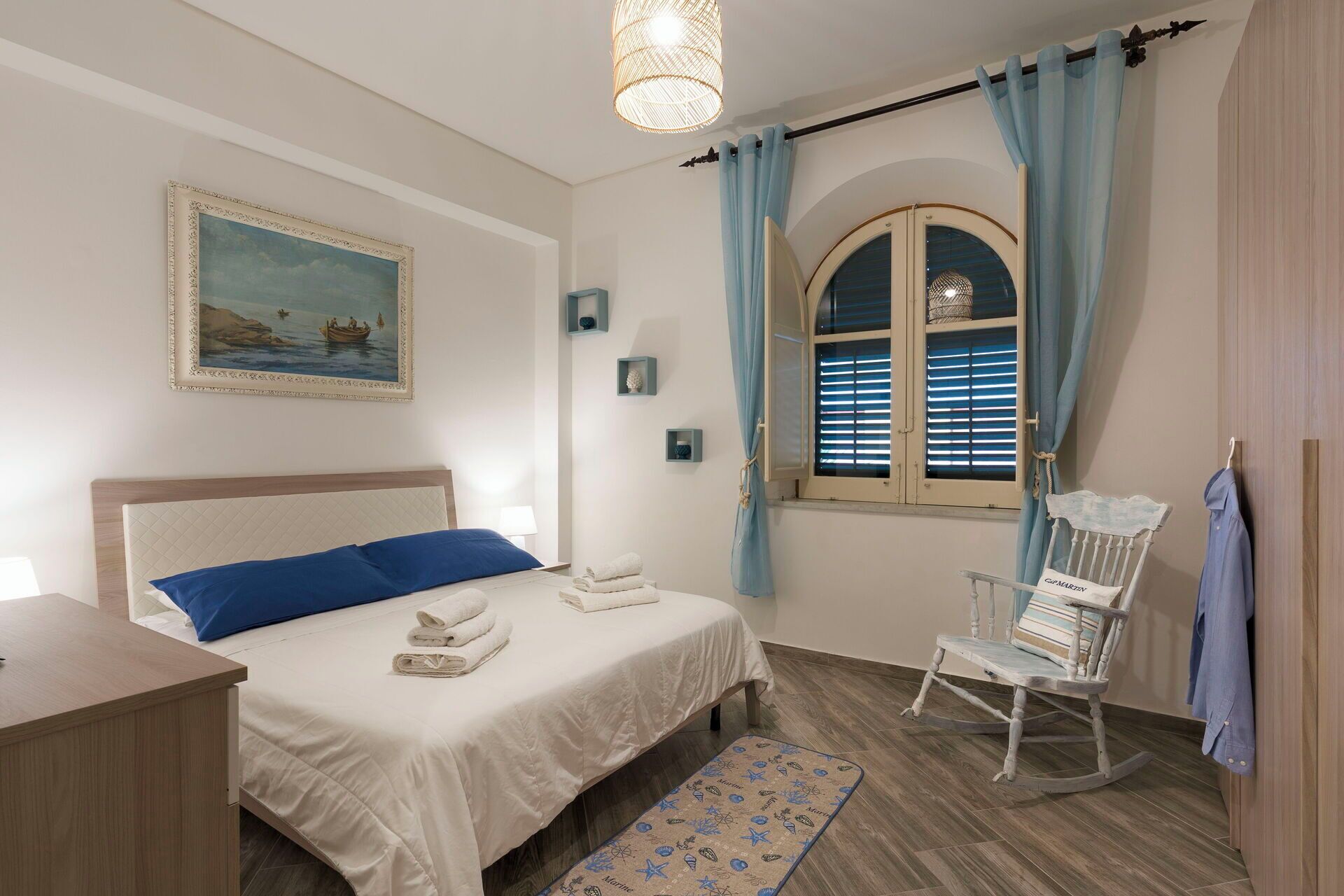 2 chambres, fer et planche à repasser, Wi-Fi gratuit