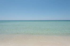 On the beach - Splash Resort 1902e - Make A Splash (Panama City Beach)