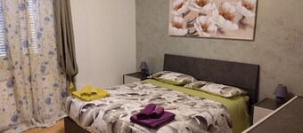 Mad Cat Two Holiday Home