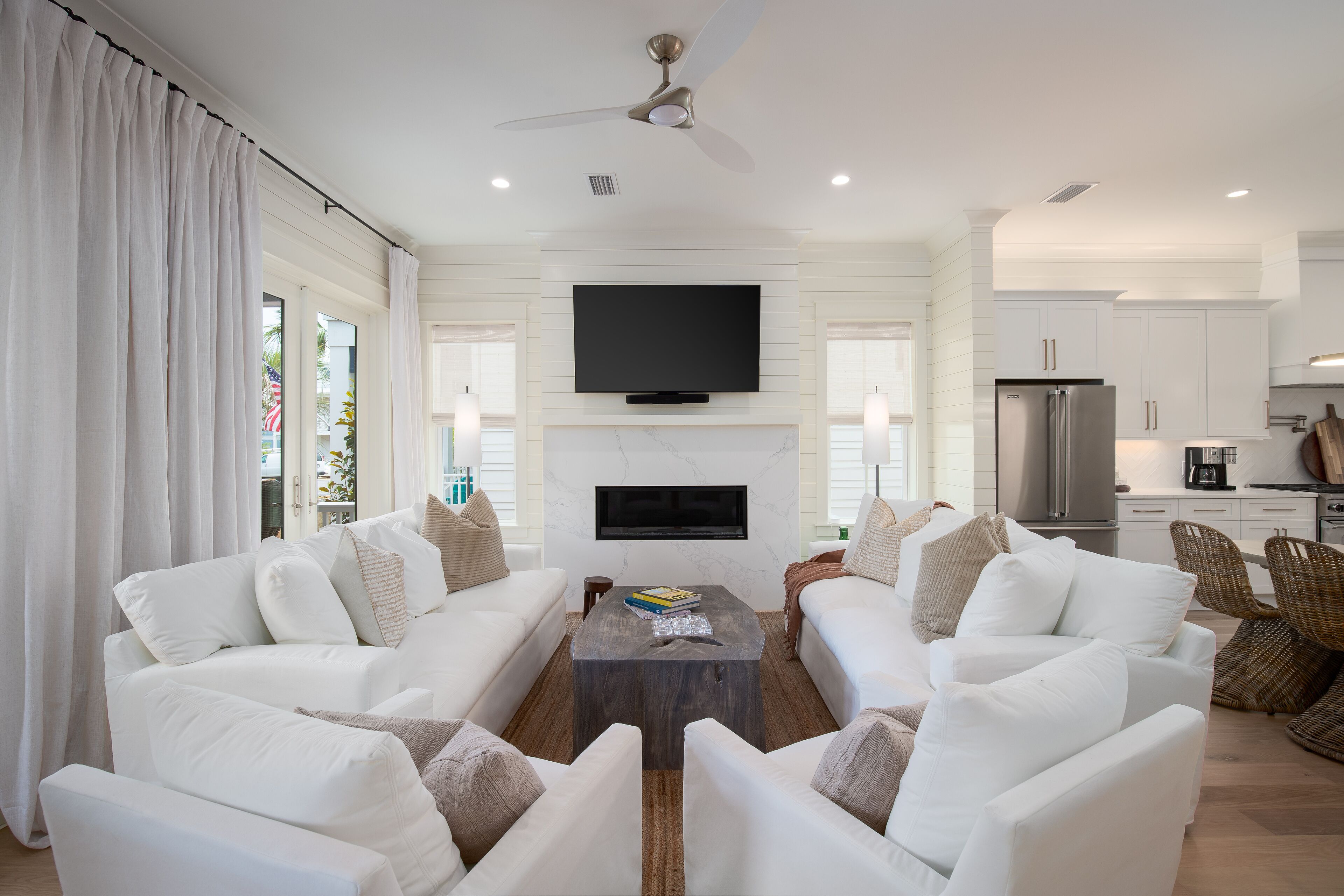 20% Off Stays Til 12/22 "Over the Moon" 30A Home w/ Golf Cart & Elevator