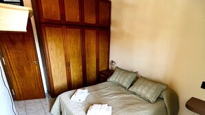 2 bedrooms, iron/ironing board, free WiFi - Departamentos Terraza (San Rafael)