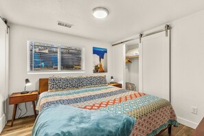 2 bedrooms, iron/ironing board, travel crib, free WiFi