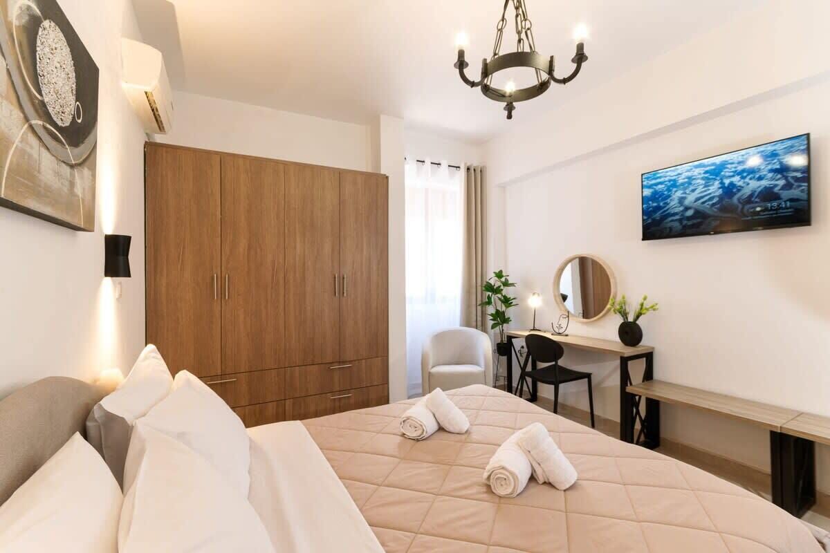 2 Schlafzimmer, Schreibtisch, Bügeleisen/Bügelbrett, WLAN