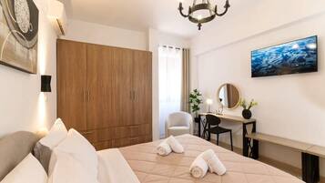 2 Schlafzimmer, Schreibtisch, Bügeleisen/Bügelbrett, WLAN