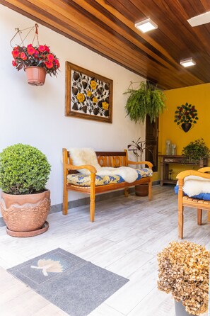 Flat-screen TV - Pousada Geada de Campos (Campos do Jordão)