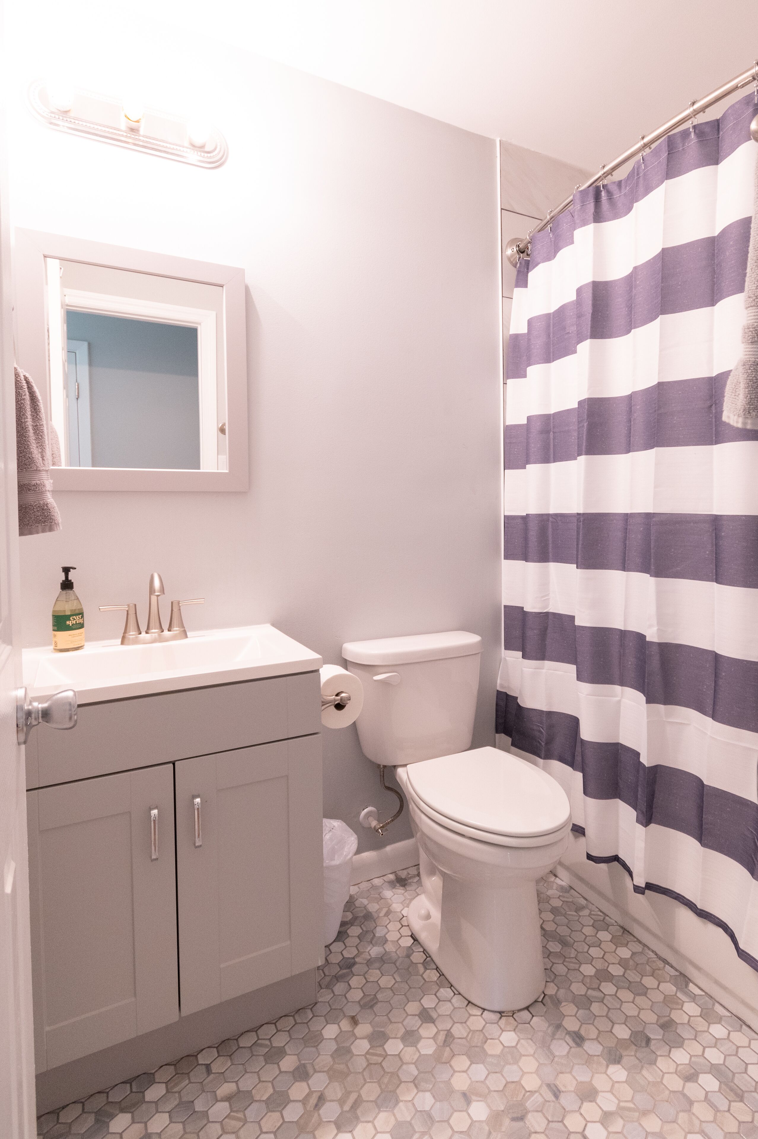 Wonderfully Comfy Athens Abode