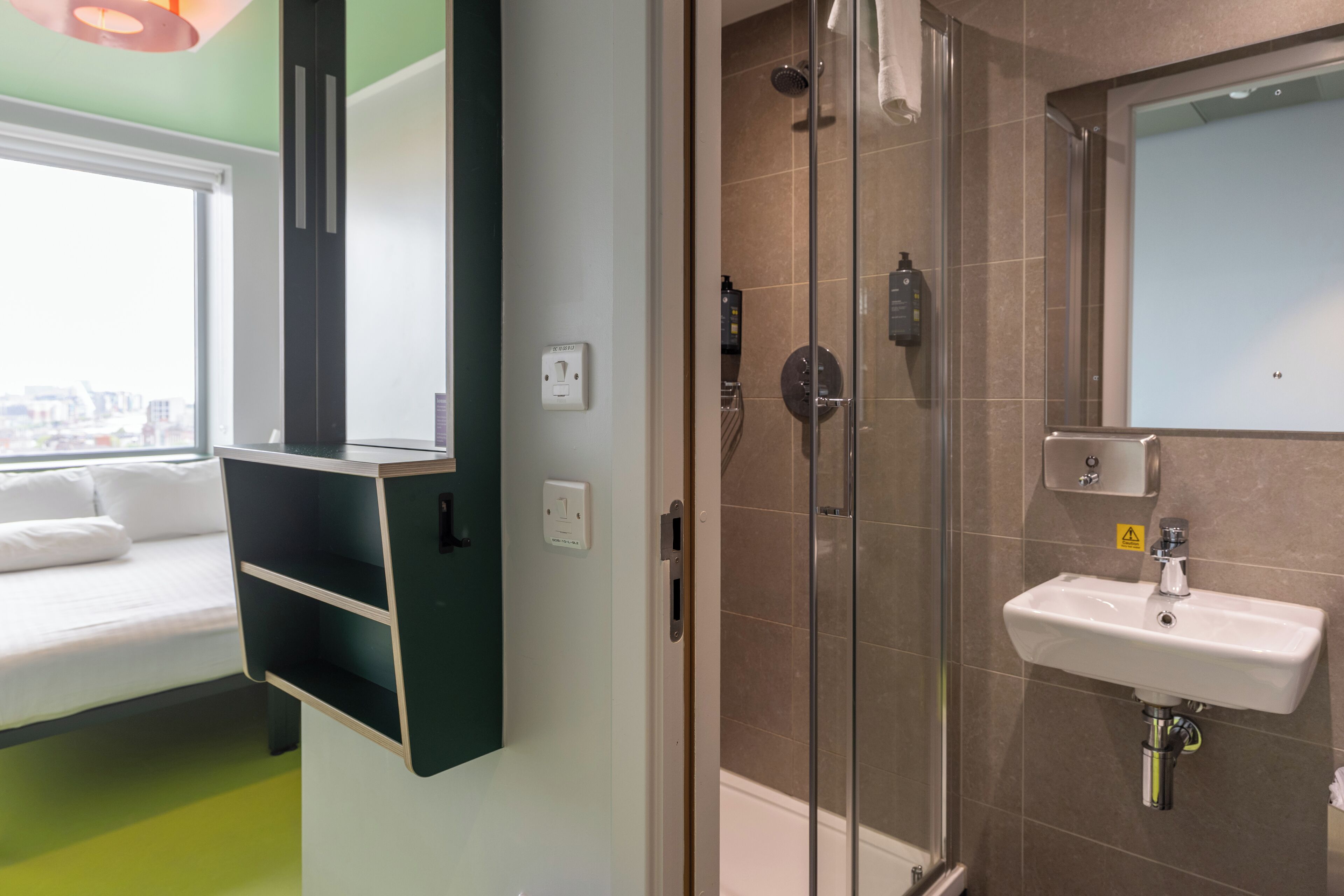 Photo - Clink i Lár