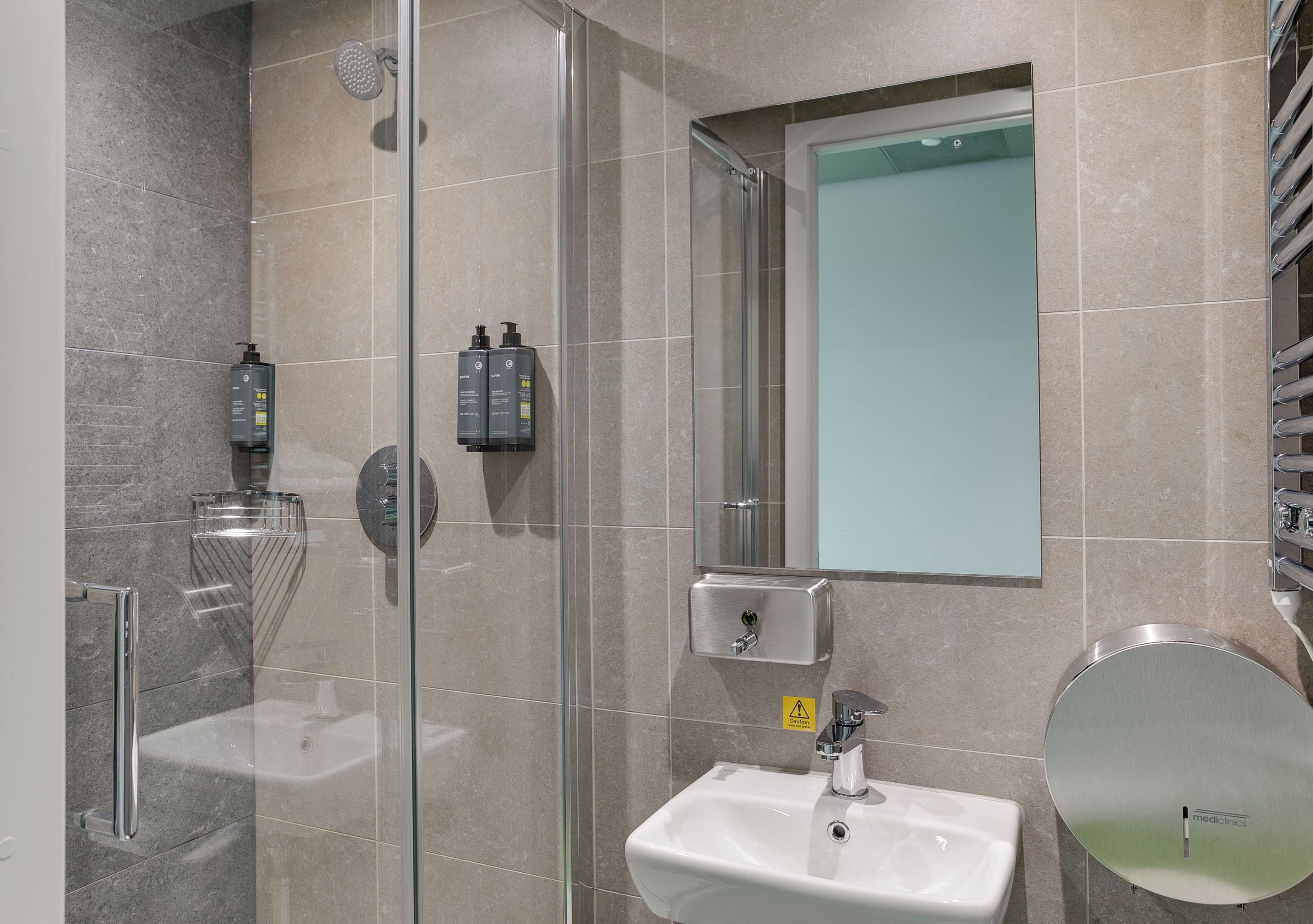 Photo - Clink i Lár