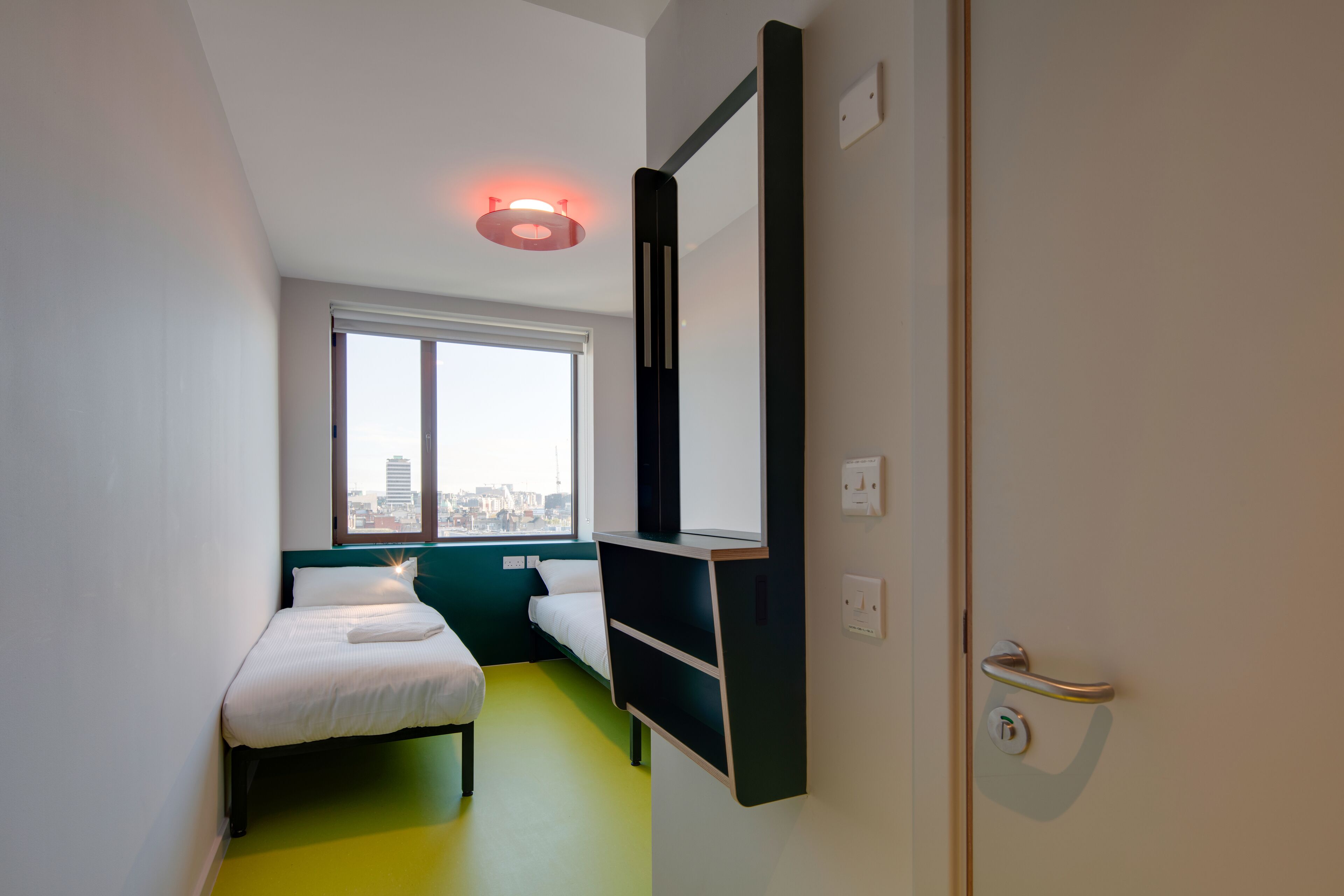 Photo - Clink i Lár