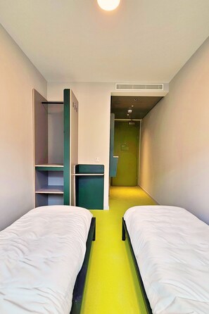 Standard Twin Room, Private Bathroom | 1 bedroom, individually decorated, individually furnished, free WiFi