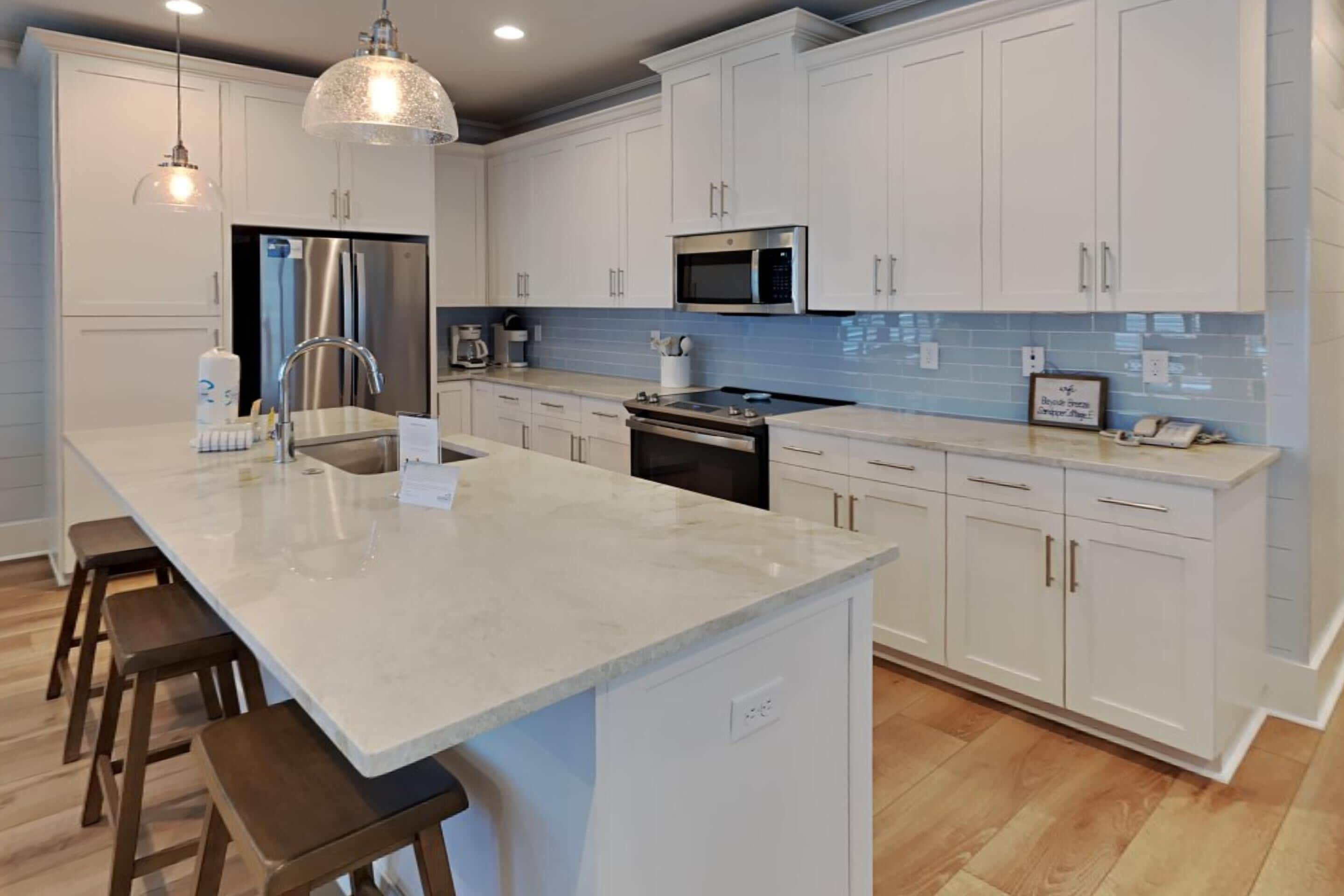 Bayside Breeze | Pool + Water Views!