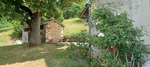 Charming Maison de Maitre with pool near Saint-Emilion, Cognac and Bordeaux!