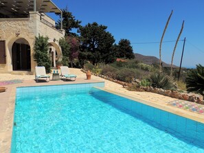 Outdoor pool - Beautiful Stone Villa With Peaceful Setting, Private Pool and Lovely sea Views (Paleloni)