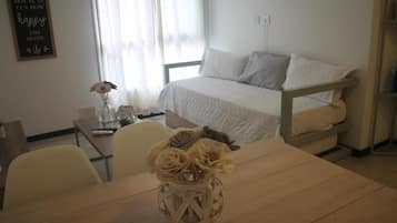City Apartment | Living area