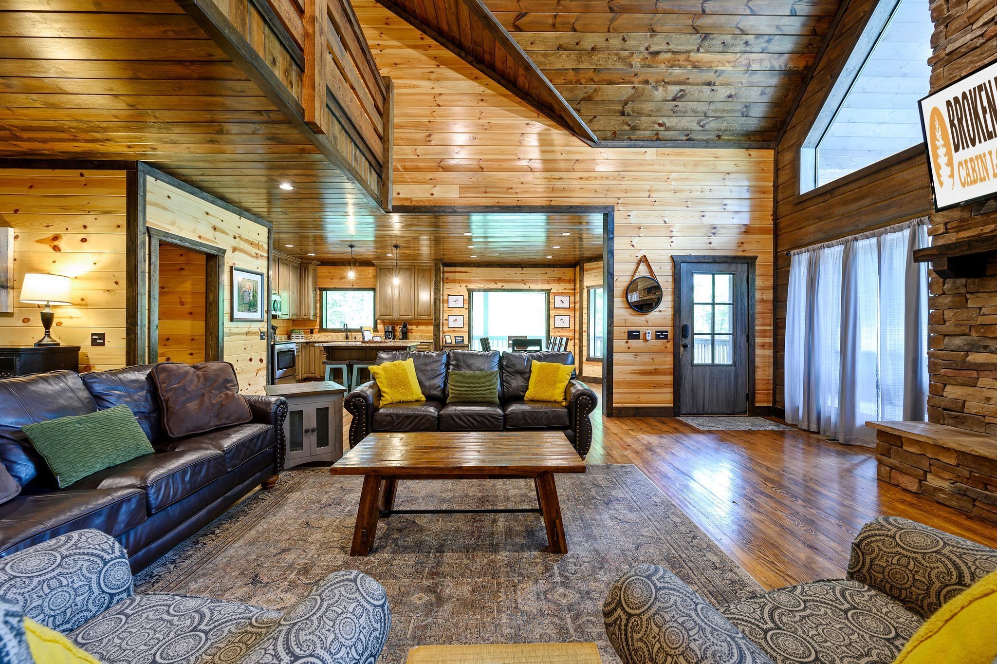 Boondock Ridge- 5bd w/ 2 hottubs!