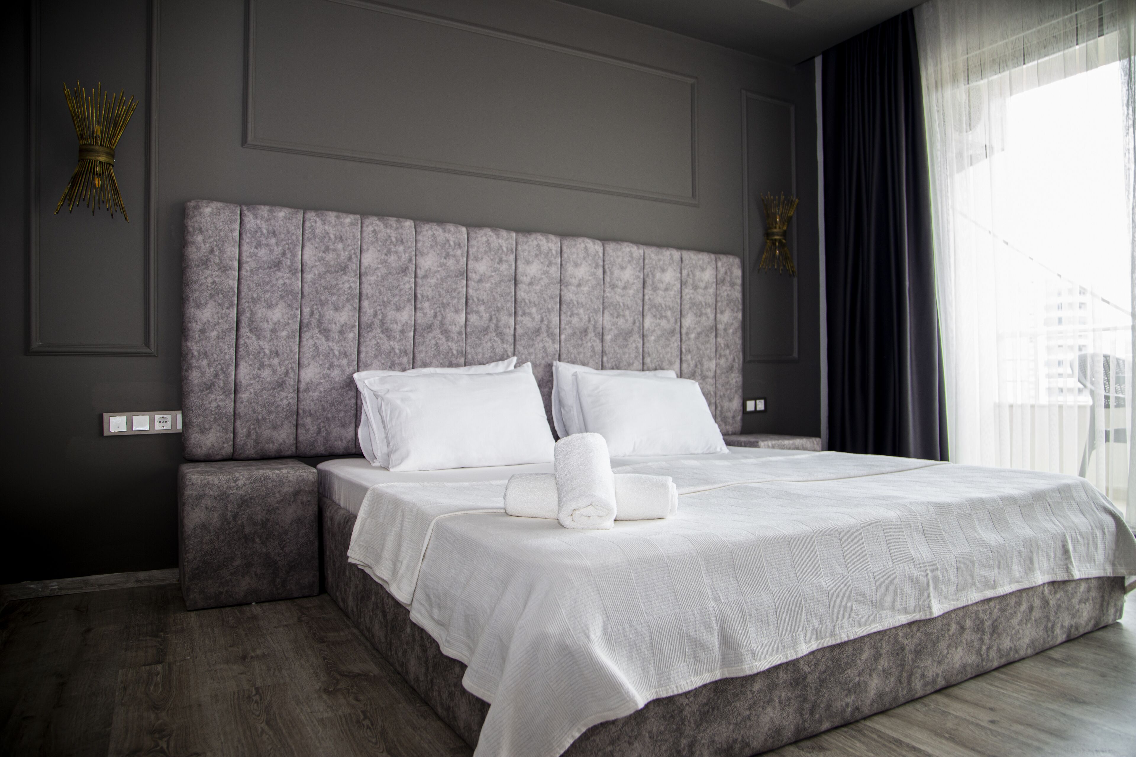 Standard Room | Premium bedding, minibar, desk, laptop workspace
