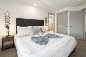 Condo, 1 Bedroom | 1 bedroom, laptop workspace, iron/ironing board, free WiFi - Ski Idlewild 1 Bedroom Condo by RedAwning (Winter Park)