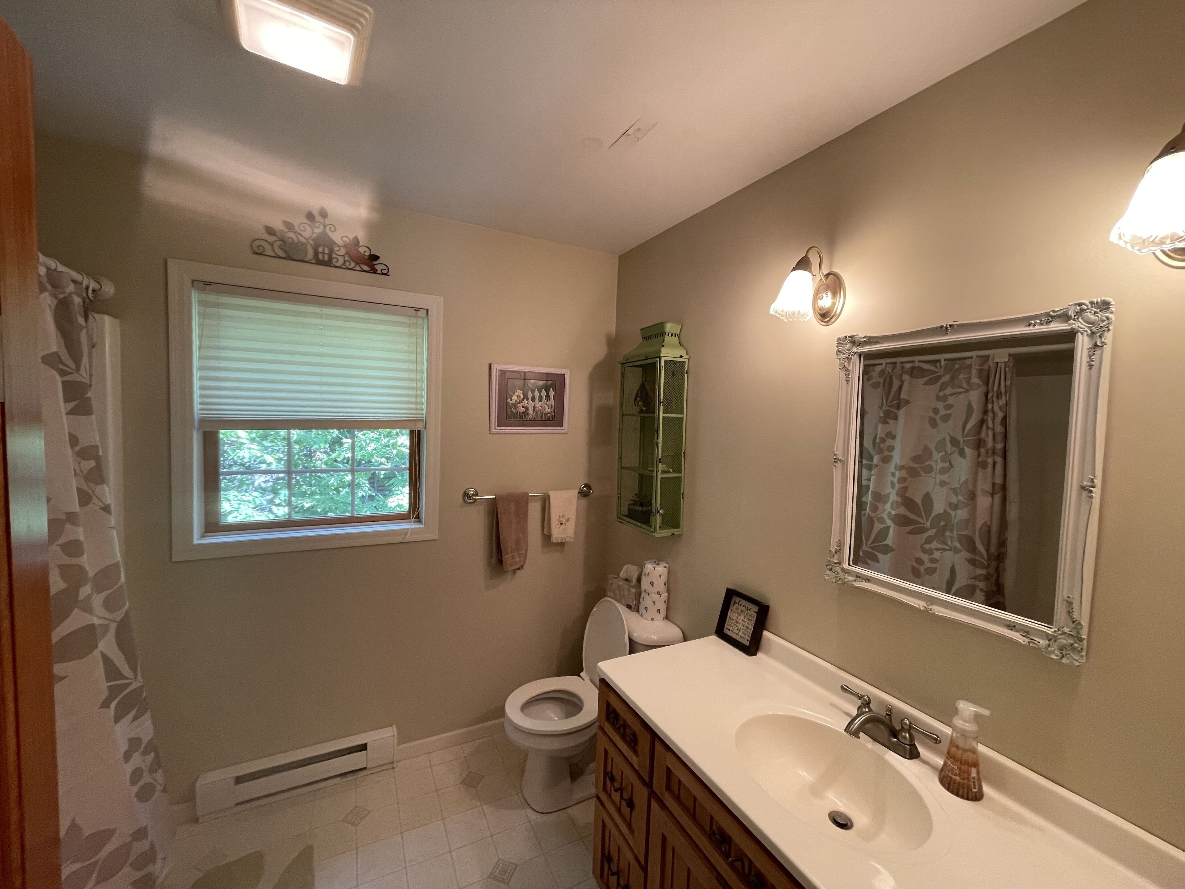 Lucky Charlie Lodge 3 Bedroom Home by Redawning