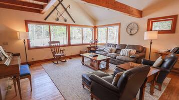 TV, fireplace, DVD player, stereo