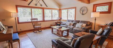TV, fireplace, DVD player, stereo