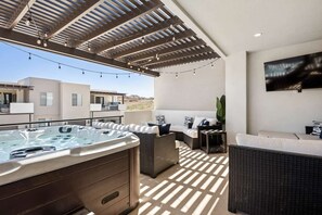 Tina de hidromasaje interior