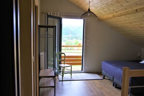 3 chambres, fer et planche Ă repasser, Wi-Fi, draps fournis