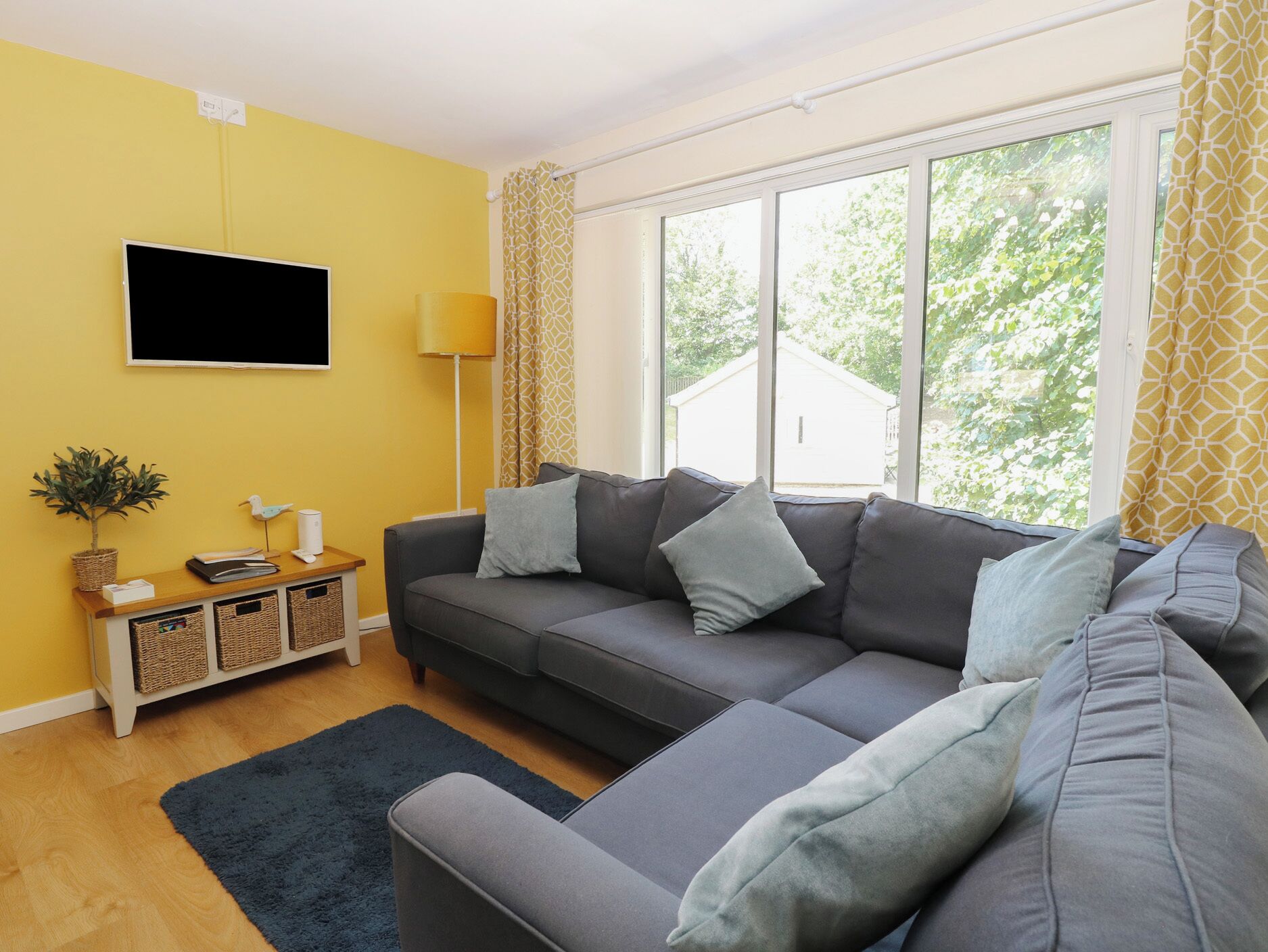 Cottage | Living area
