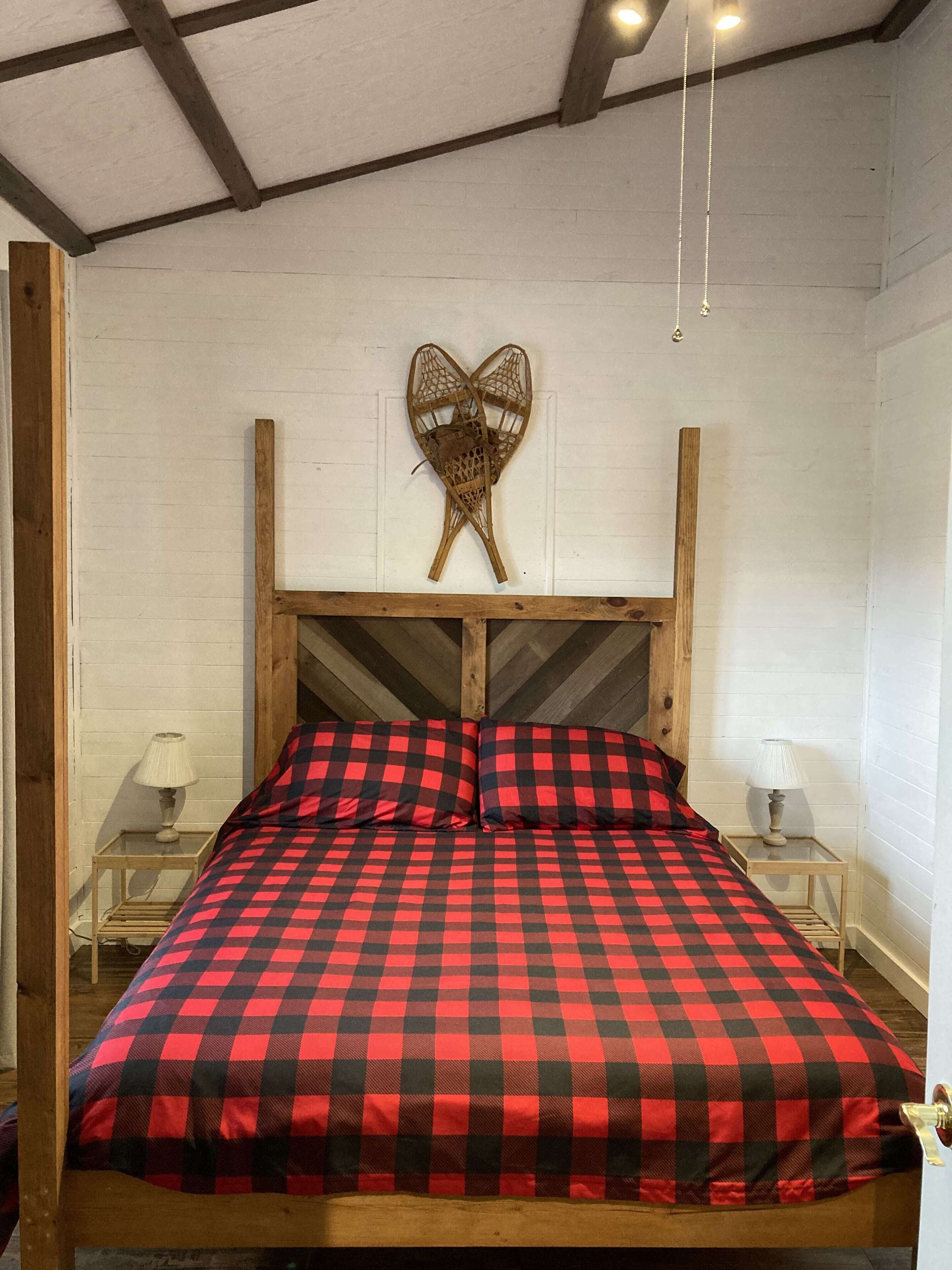 Le Duc on the Lake - Cozy waterfront Cottage