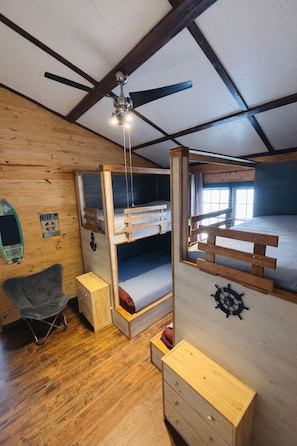 3 Schlafzimmer, kostenloses WLAN, Bettwäsche