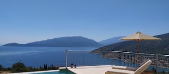 Augustela Villa Seaview Vacation Villa