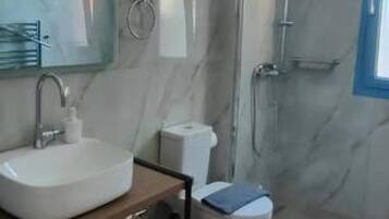 Villa | Bathroom