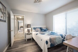 4 soverom, strykejern/-brett, wi-fi og sengetøy