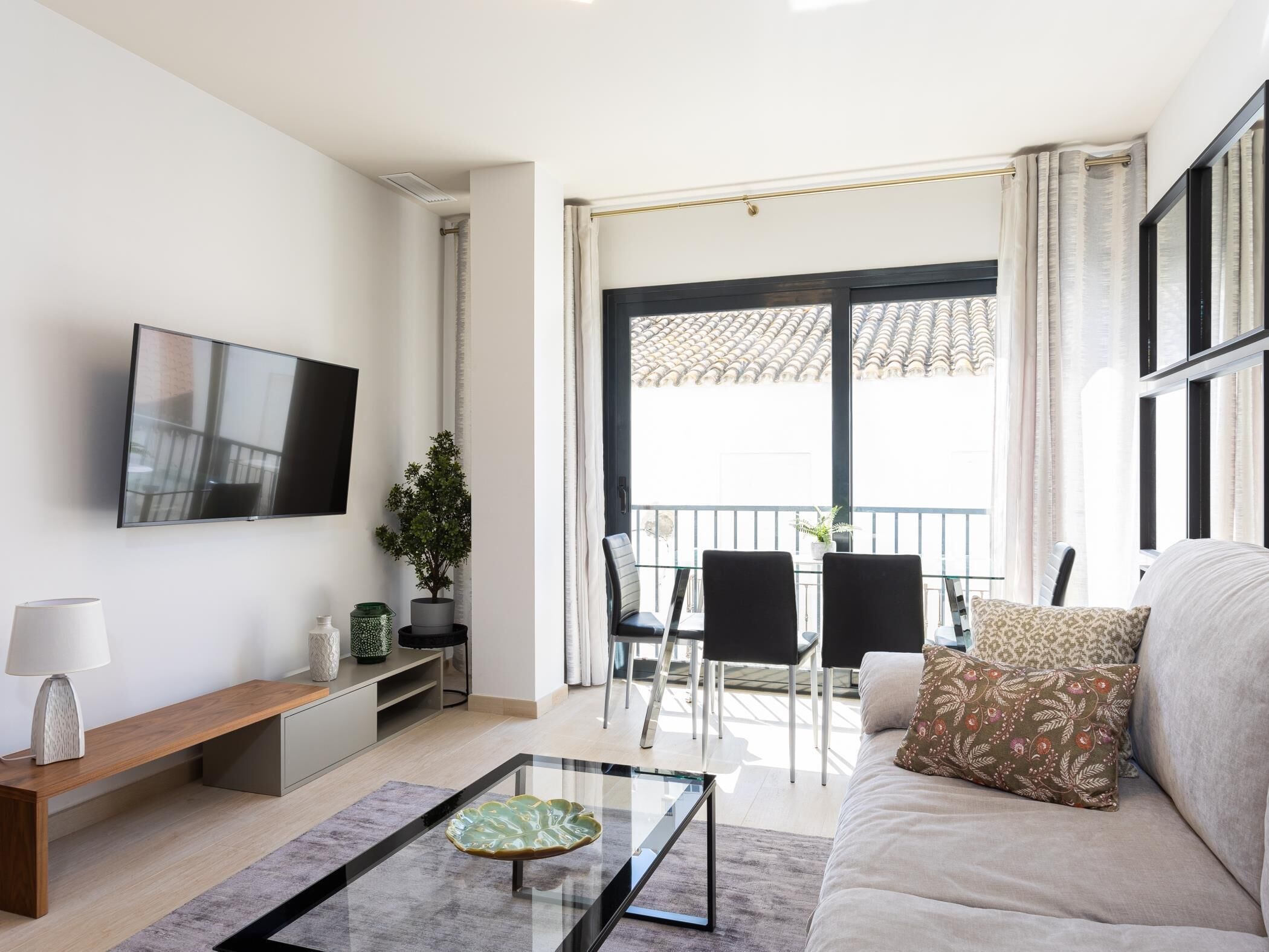 Estepona Elegance Apartment by GHR Rentals