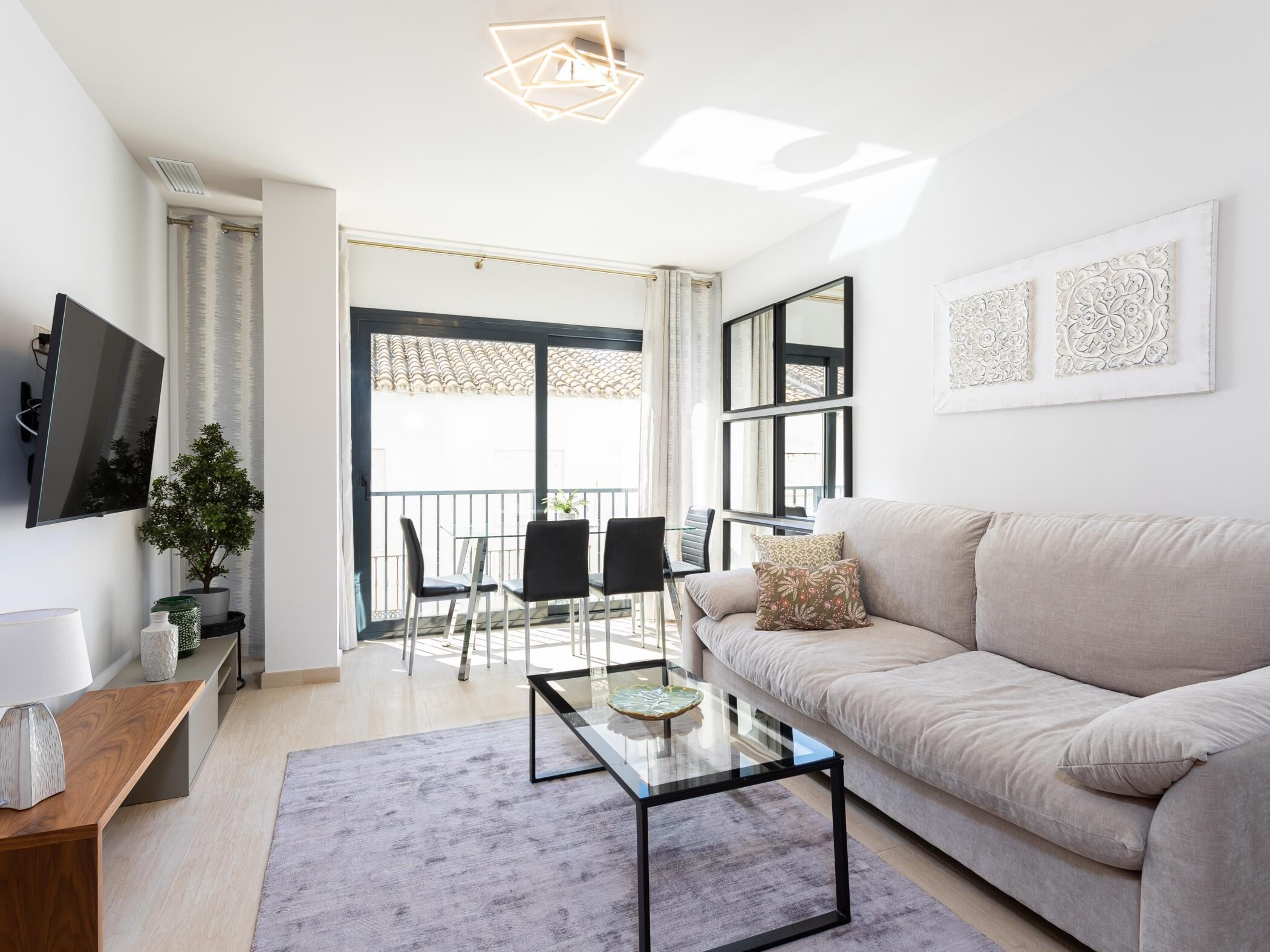 Estepona Elegance Apartment by GHR Rentals