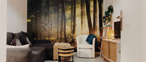 28-inch flat-screen TV with digital channels, TV, Netflix