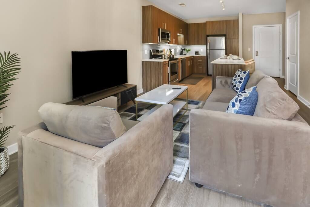 Bright and Spacious 1BR Fairfax Free Parking