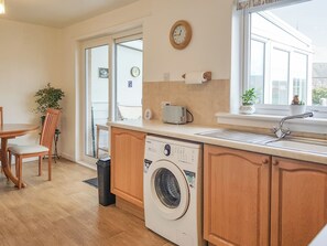 Interior - 2 bedroom accommodation in Ceres, near Cupar (Ceres, near Cupar)