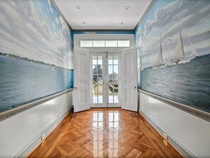 Interior - Minutes from Downtown Easton and St. Michaels | Pool | Private Dock | Golf Cours (Easton)