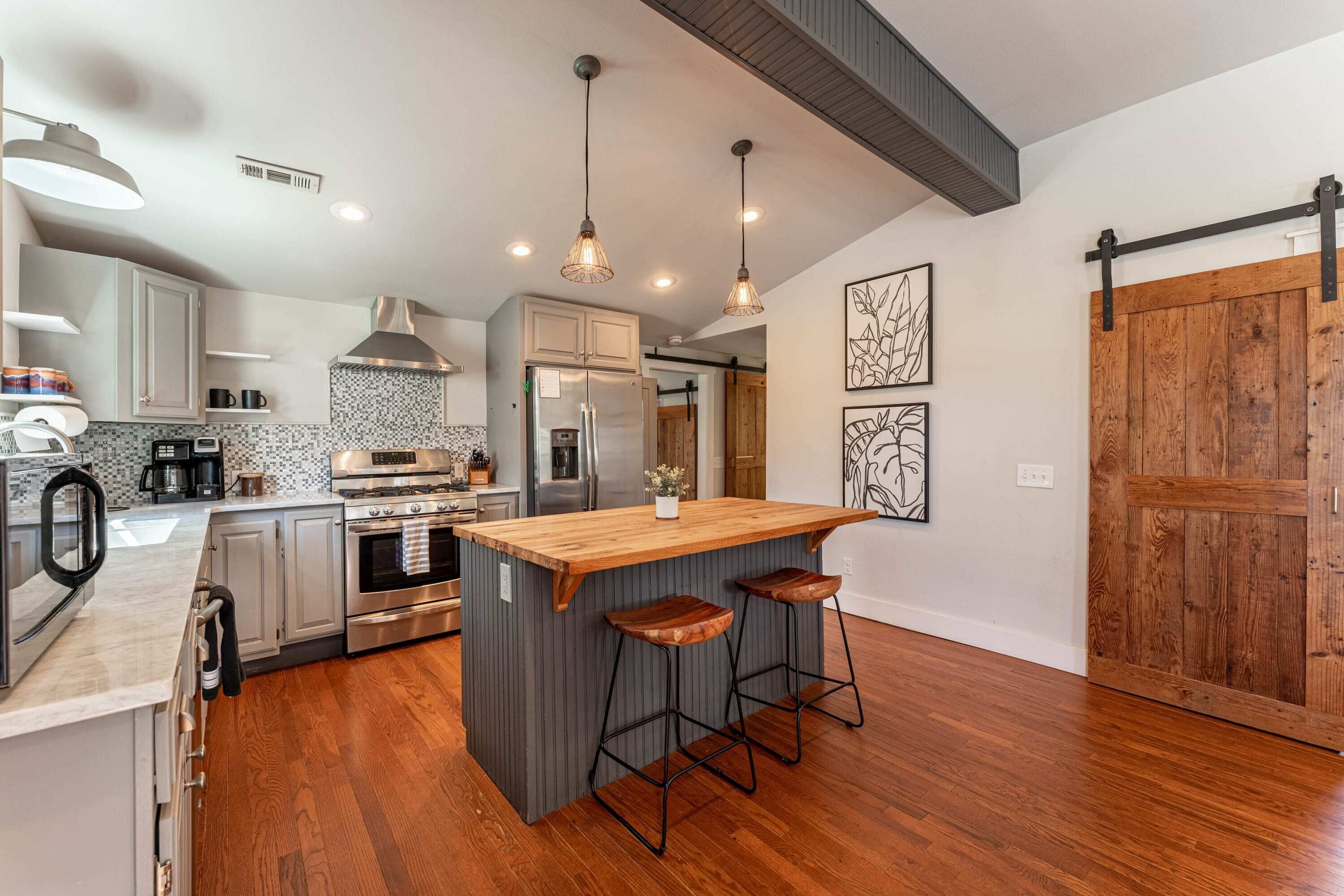 The Benny-1/2 mi to Slaughter Pen Trails