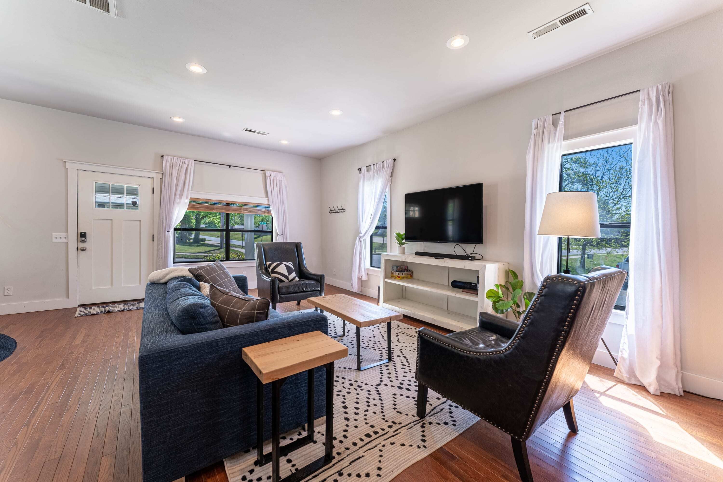 The Benny-1/2 mi to Slaughter Pen Trails