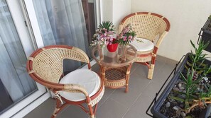 Property grounds - Mariposa apartment, free private parking in the garage. Near the Mall of Split.. (Split)