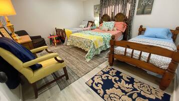 4 bedrooms, travel crib, free WiFi, bed sheets