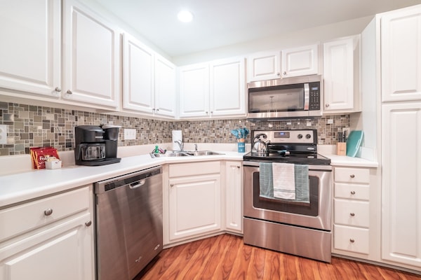 Fridge, microwave, oven, dishwasher