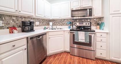 Inviting Home on Beautiful Pond